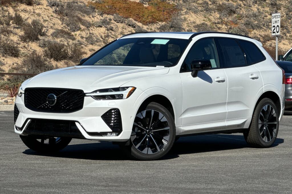 2026 Volvo XC60 B5 Plus AWD