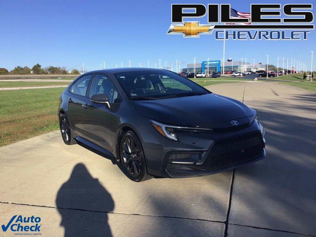 2024 Toyota Corolla SE FWD