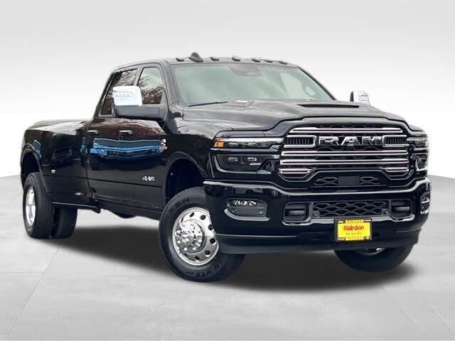 2026 RAM 3500 Laramie Crew Cab LB DRW 4WD