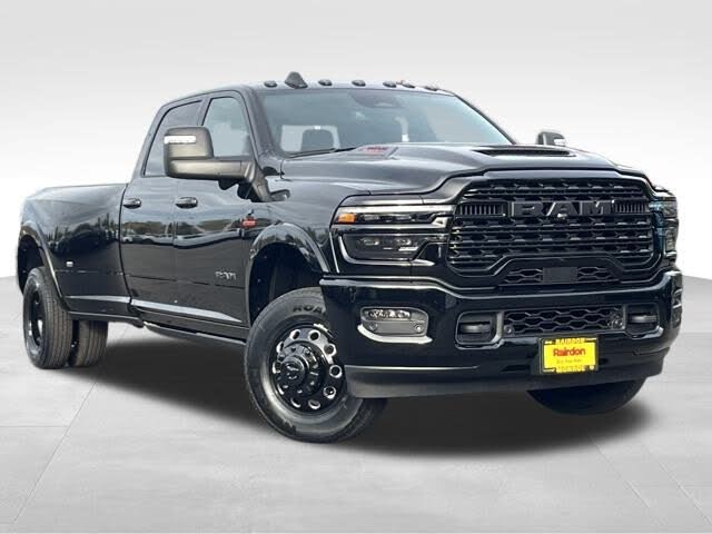 2026 RAM 3500 Limited Crew Cab LB DRW 4WD