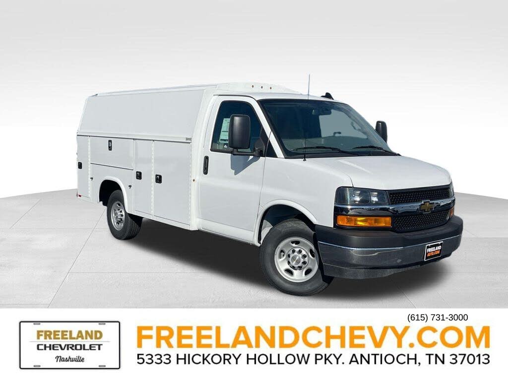 2025 Chevrolet Express Chassis 3500 Cutaway 139