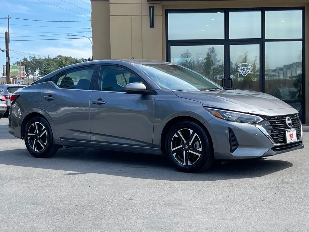 2024 Nissan Sentra SV FWD