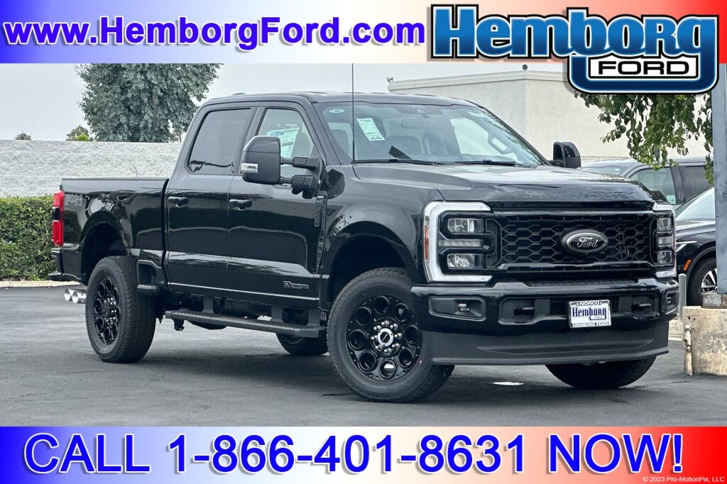 2025 Ford F-250 Super Duty Lariat Crew Cab 4WD