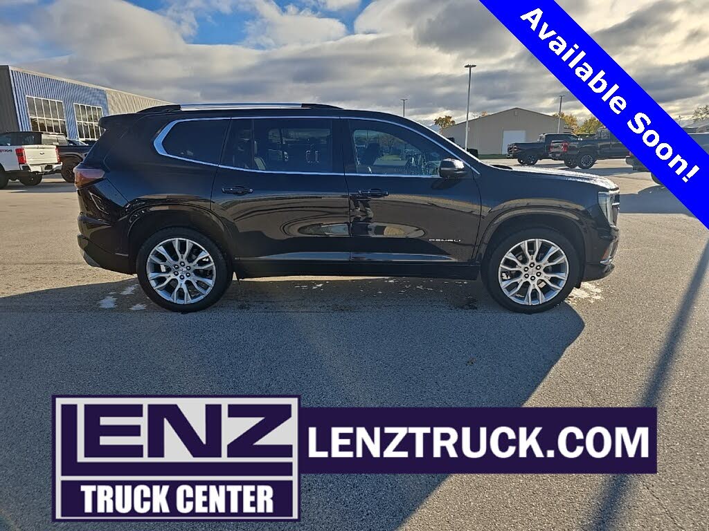 2025 GMC Acadia Denali AWD