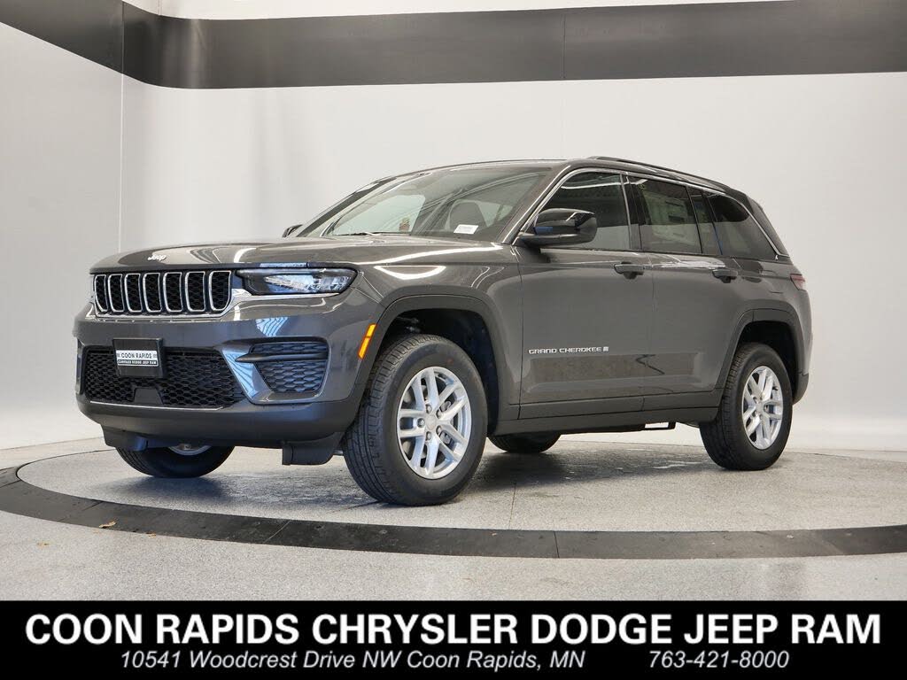 2025 Jeep Grand Cherokee Laredo 4WD