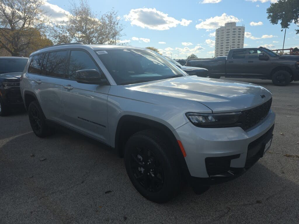 2025 Jeep Grand Cherokee L Altitude X 4WD