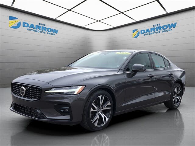 2024 Volvo S60 B5 Core Dark Theme FWD