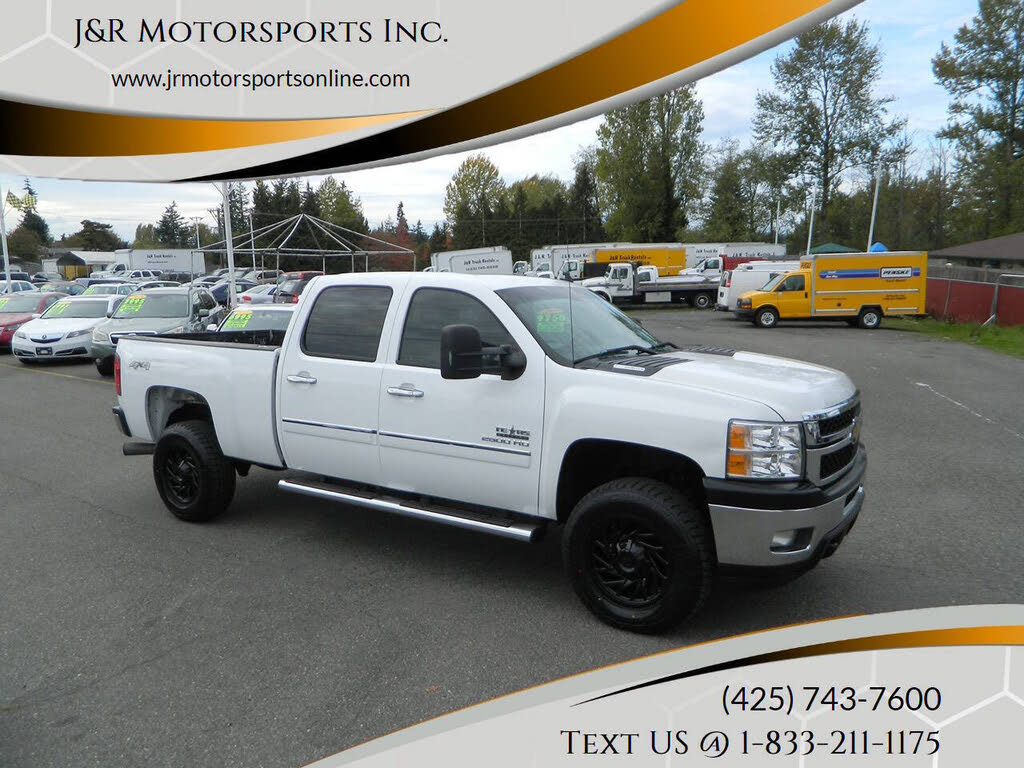 2014 Chevrolet Silverado 2500HD LT Crew Cab 4WD