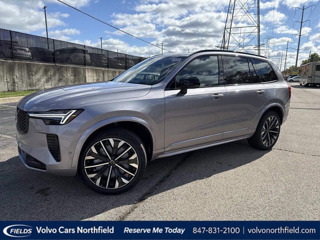 2026 Volvo XC90 B6 Ultra Dark 6-Passenger AWD