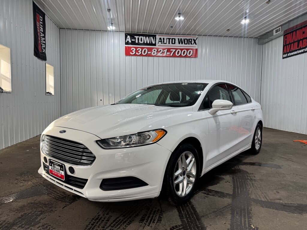 2014 Ford Fusion SE