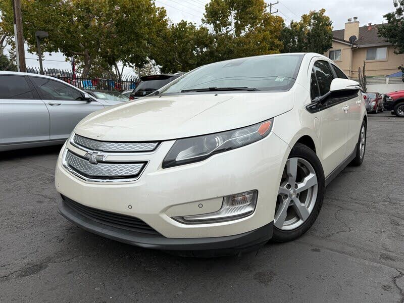 2013 Chevrolet Volt Premium FWD