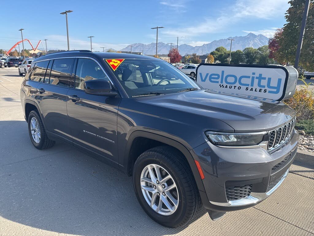 2023 Jeep Grand Cherokee L Laredo 4WD