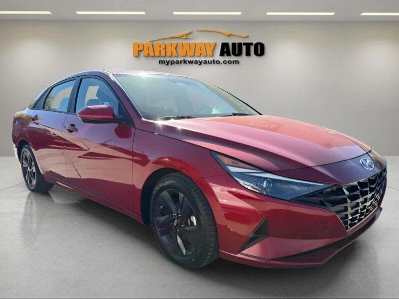 2021 Hyundai Elantra SEL FWD