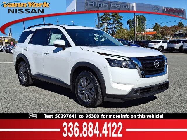 2025 Nissan Pathfinder SV 4WD