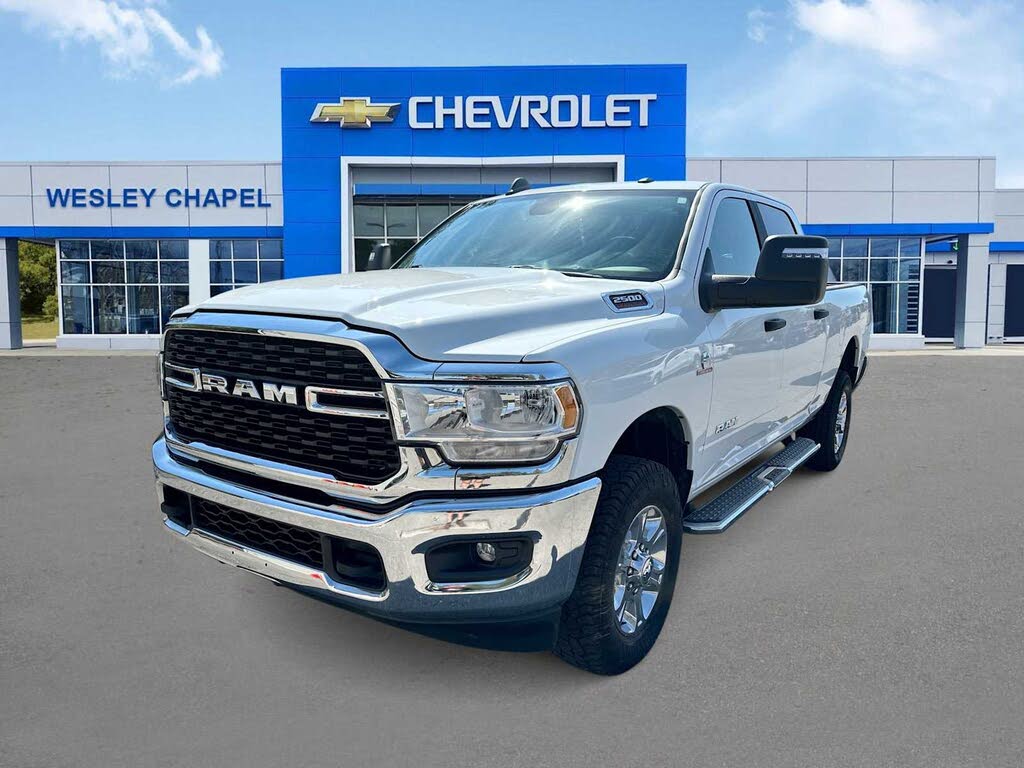 2024 RAM 2500 Big Horn Crew Cab 4WD