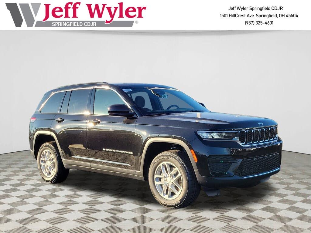 2025 Jeep Grand Cherokee Laredo 4WD