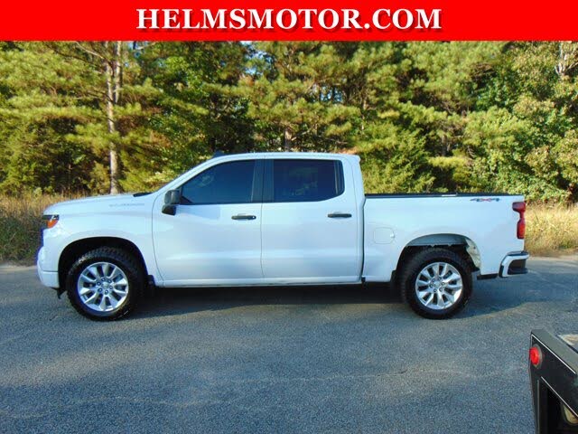 2022 Chevrolet Silverado 1500 Custom Crew Cab 4WD