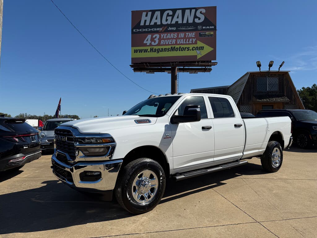 2026 RAM 2500 Tradesman Crew Cab LB 4WD