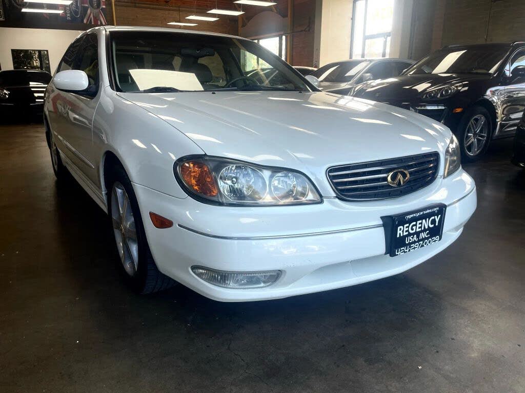 2002 INFINITI I35 FWD