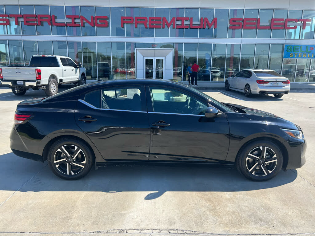 2024 Nissan Sentra SV FWD