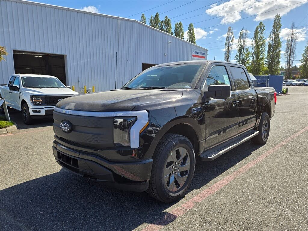 2025 Ford F-150 Lightning Flash SuperCrew AWD