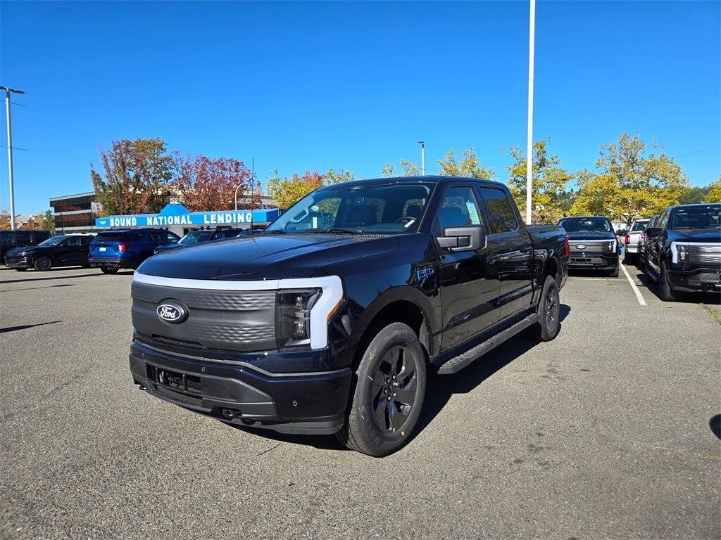 2025 Ford F-150 Lightning Flash SuperCrew AWD