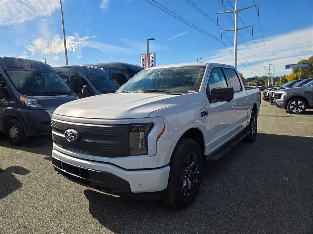 2025 Ford F-150 Lightning Flash SuperCrew AWD