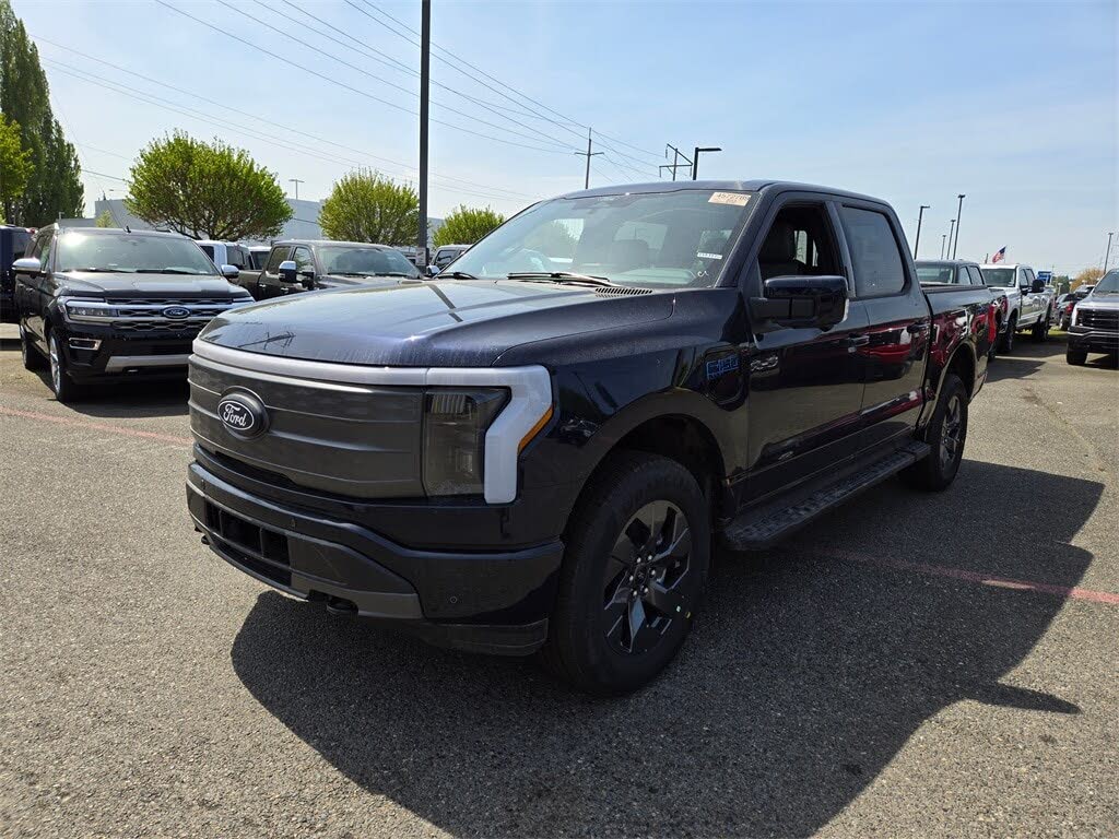 2025 Ford F-150 Lightning Lariat SuperCrew AWD