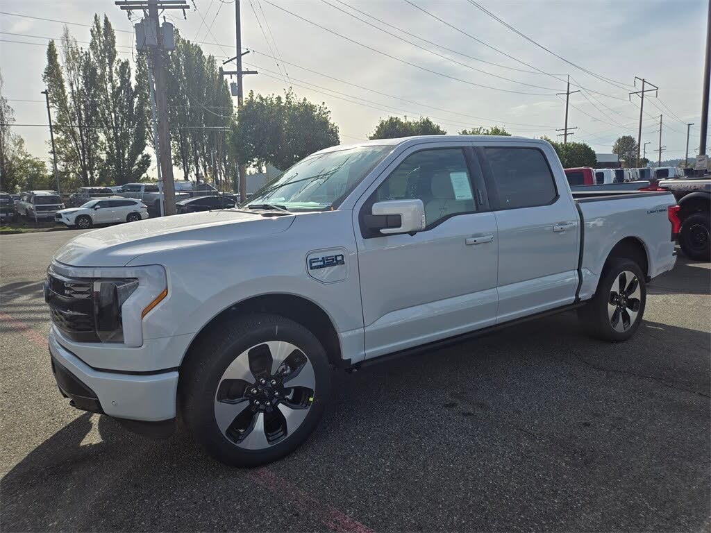 2025 Ford F-150 Lightning Platinum SuperCrew AWD