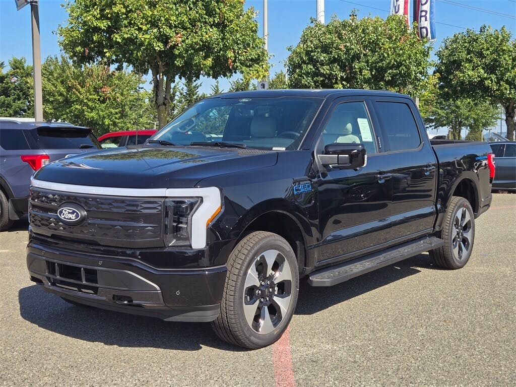 2025 Ford F-150 Lightning Platinum SuperCrew AWD