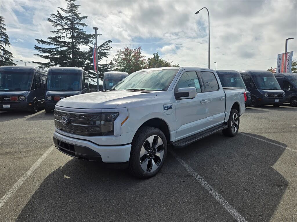 2025 Ford F-150 Lightning Platinum SuperCrew AWD