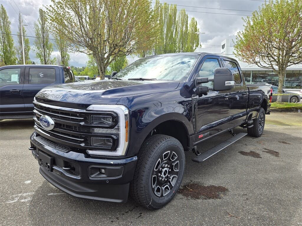 2025 Ford F-350 Super Duty Platinum Crew Cab 4WD
