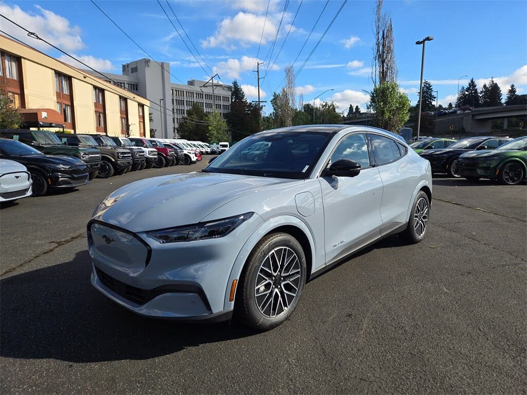 2025 Ford Mustang Mach-E Premium AWD