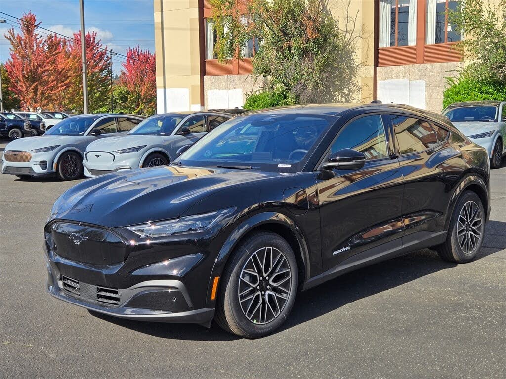2025 Ford Mustang Mach-E Premium AWD