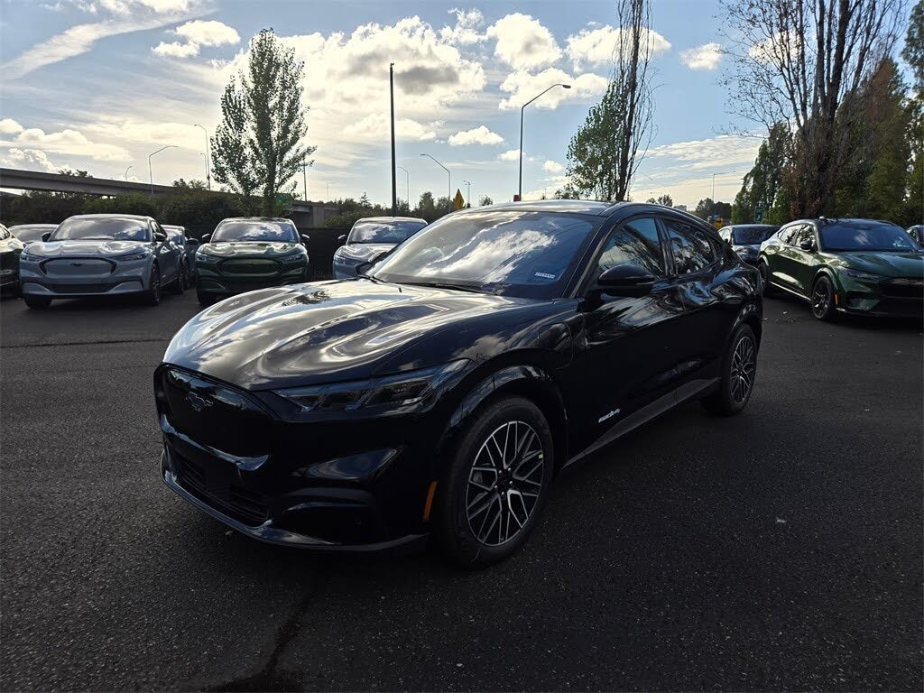 2025 Ford Mustang Mach-E Premium AWD