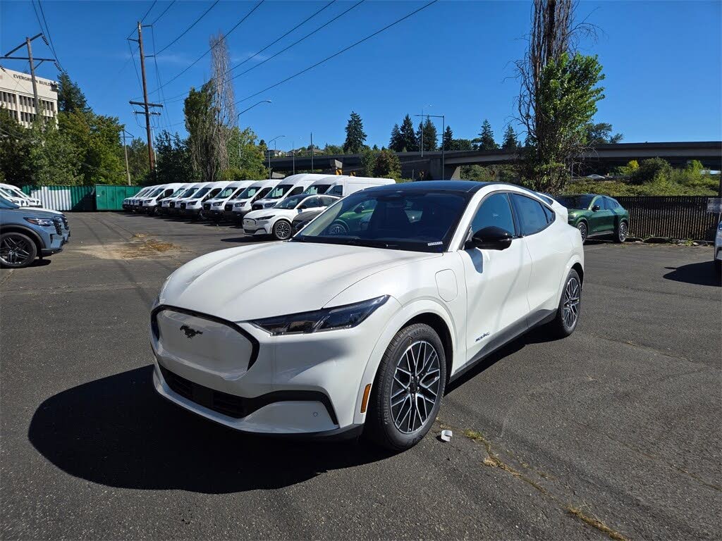 2025 Ford Mustang Mach-E Premium AWD