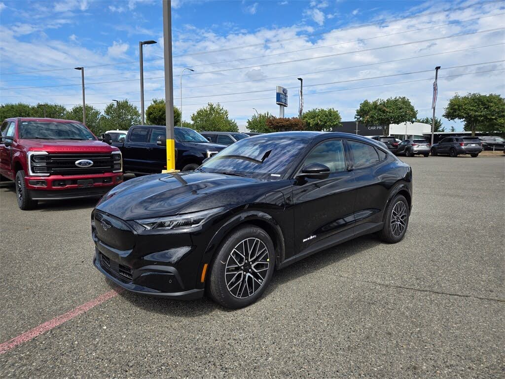 2025 Ford Mustang Mach-E Premium AWD