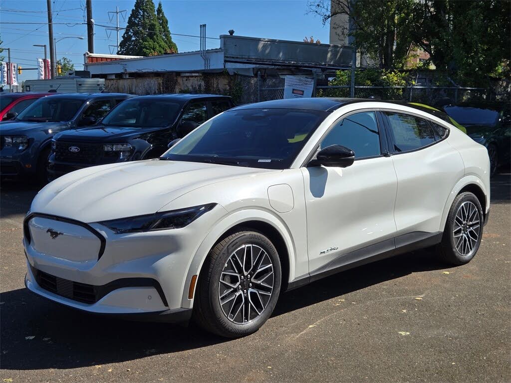 2025 Ford Mustang Mach-E Premium AWD