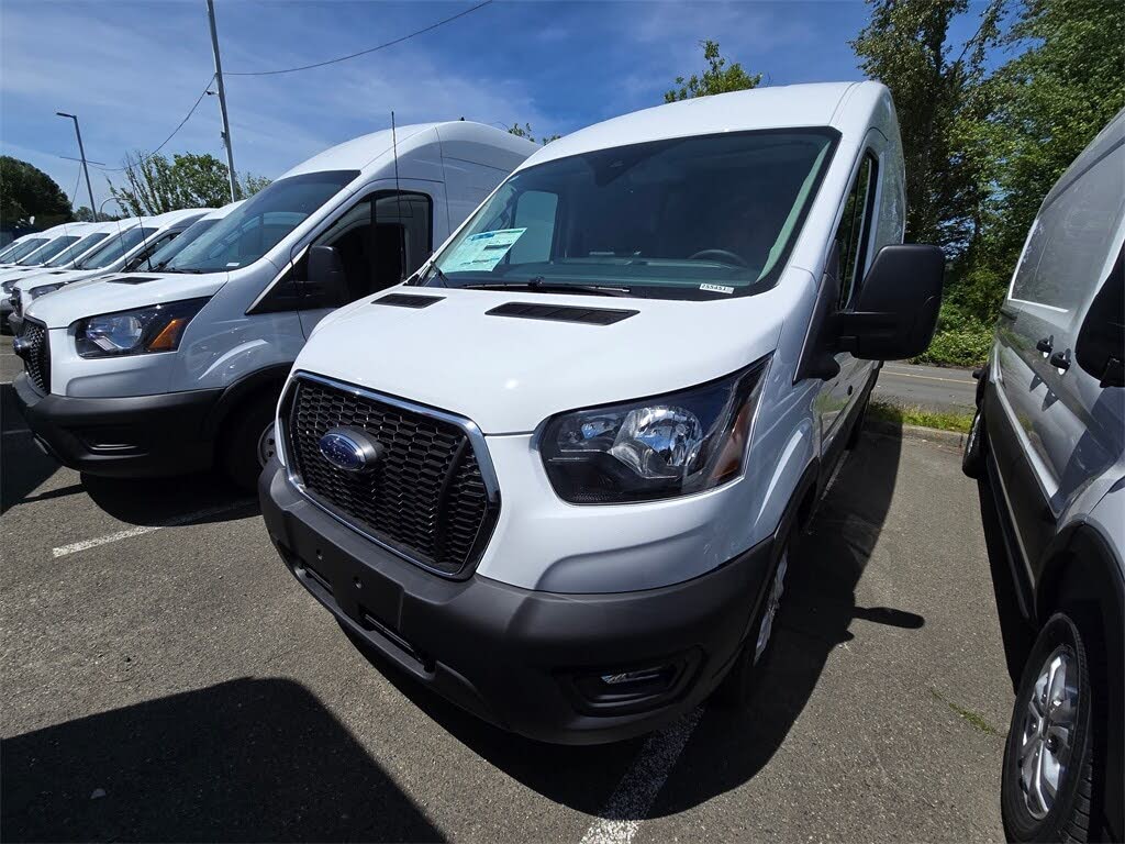 2025 Ford Transit Cargo 250 Medium Roof LB RWD