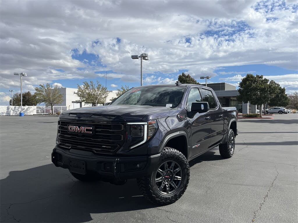 2025 GMC Sierra 1500 AT4X Crew Cab 4WD
