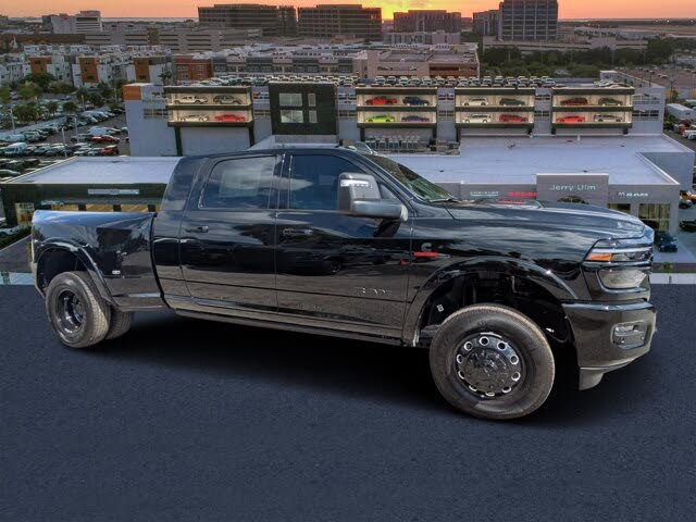 2026 RAM 3500 Limited Mega Cab DRW 4WD