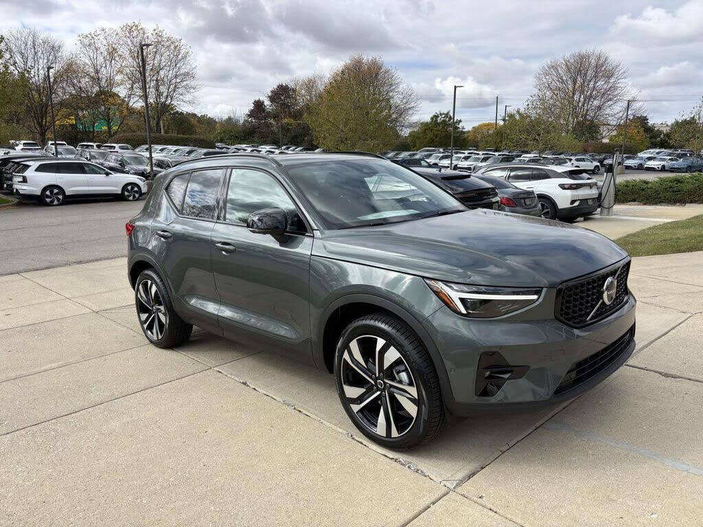 2026 Volvo XC40 B5 Ultra AWD