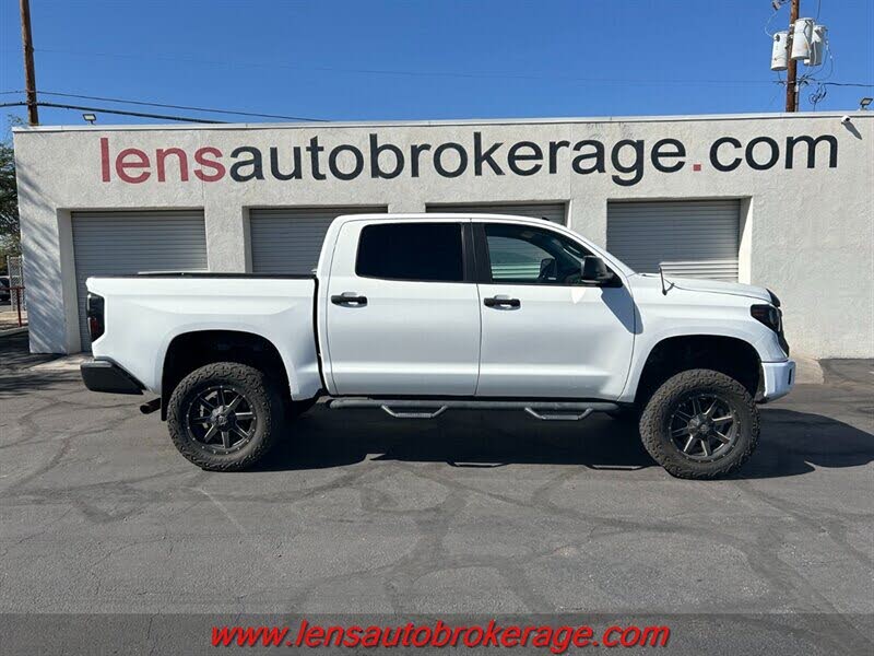 2014 Toyota Tundra SR5 CrewMax 5.7L FFV 4WD