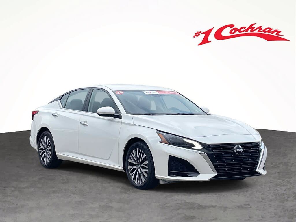 2023 Nissan Altima 2.5 SV FWD