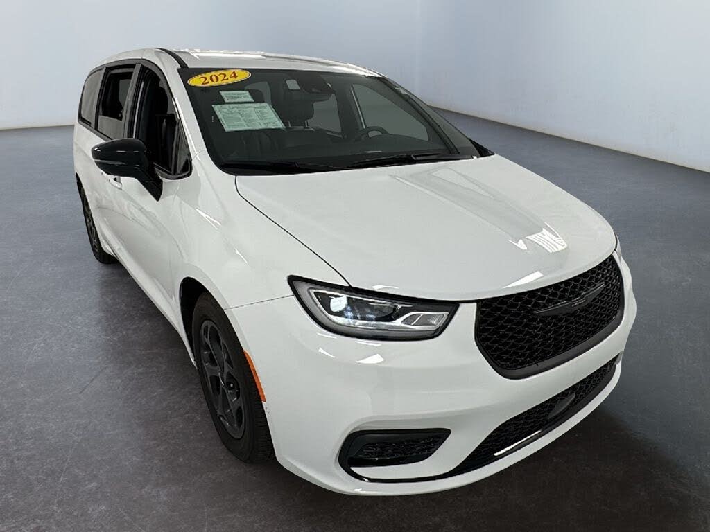 2024 Chrysler Pacifica Hybrid Select FWD