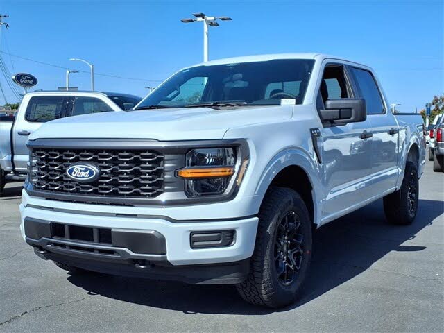 2025 Ford F-150 STX 4dr SuperCrew 4WD