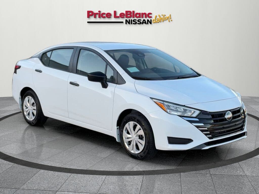 2025 Nissan Versa S FWD
