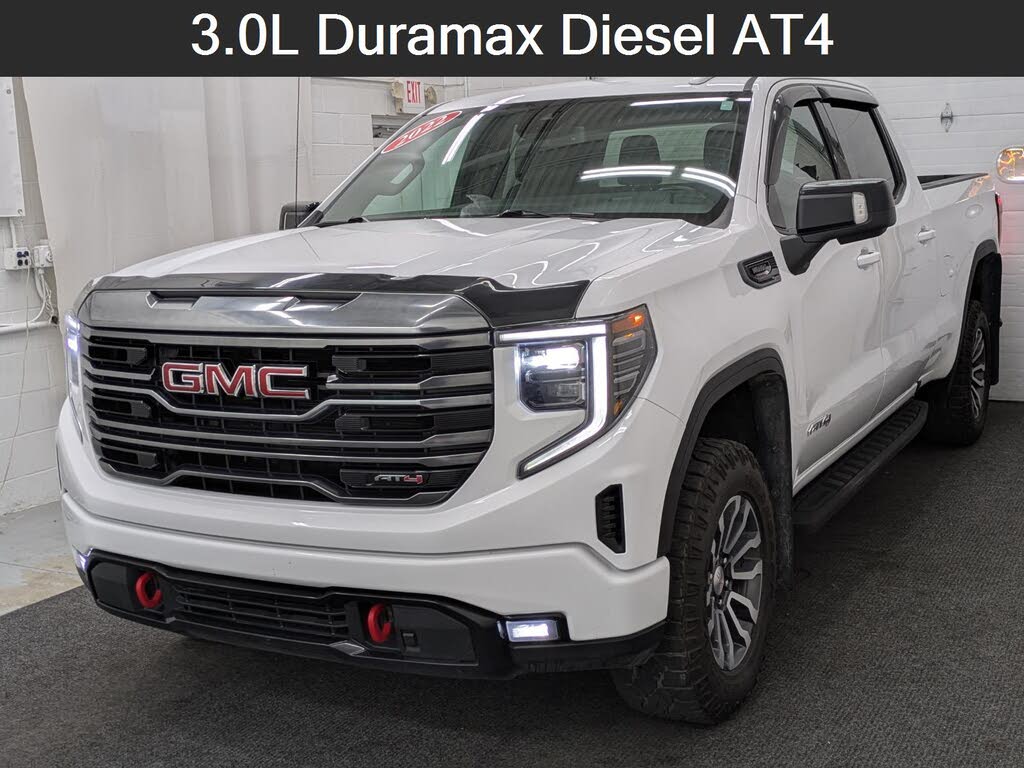 2022 GMC Sierra 1500 AT4 Crew Cab 4WD