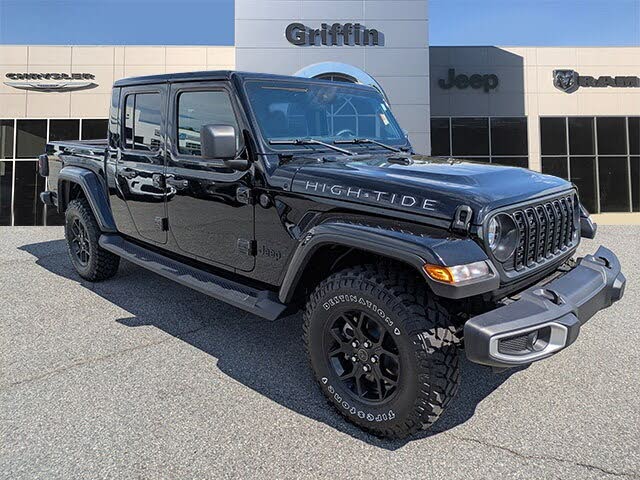 2025 Jeep Gladiator High Tide Crew Cab 4WD