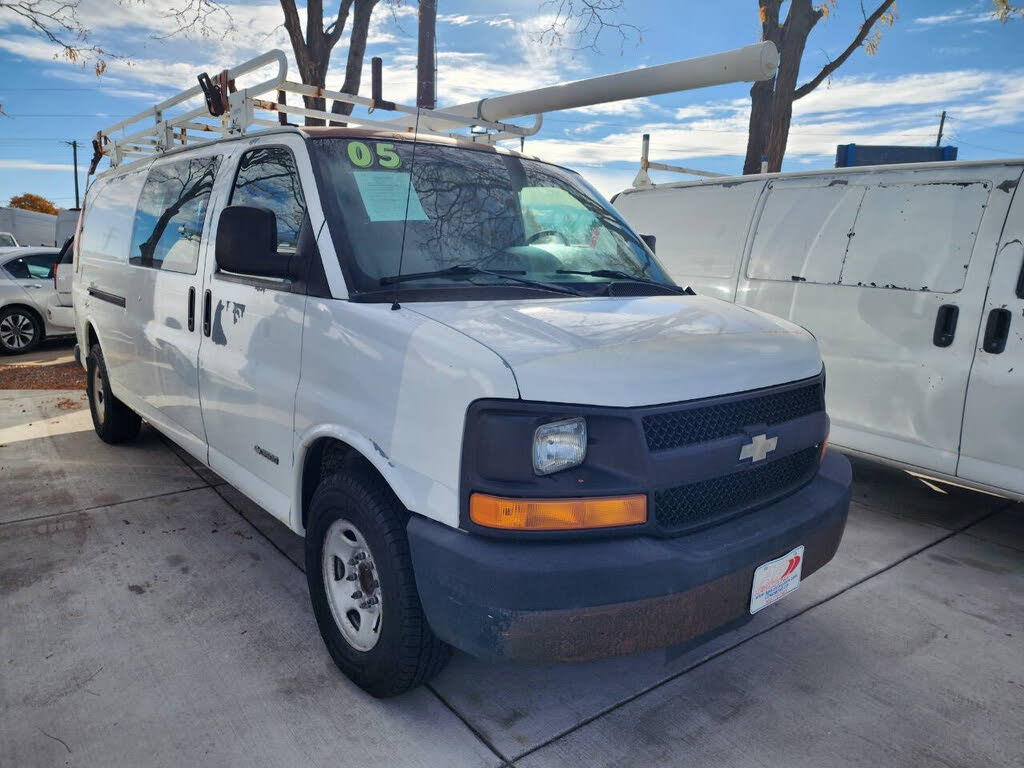 2005 Chevrolet Express Cargo 3500 Extended RWD